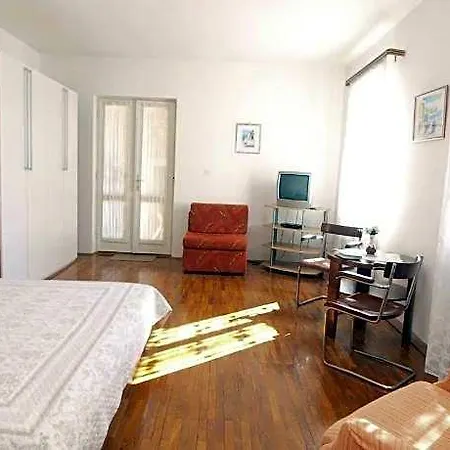 Hotel 981 4*