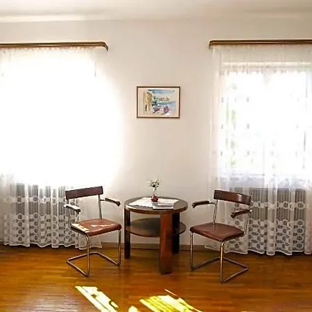 981 Hotel 4*